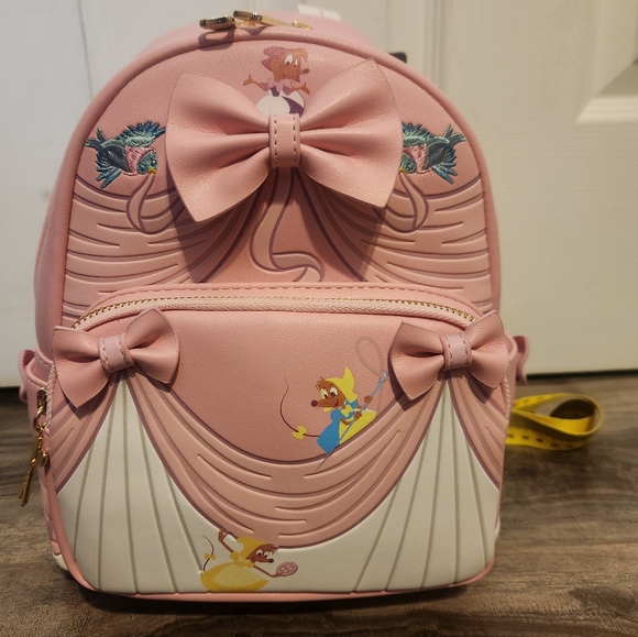 Loungefly Disney Princess Cinderella Pink Ball Gown Dress Mini Backpack New - Picture 1 of 9